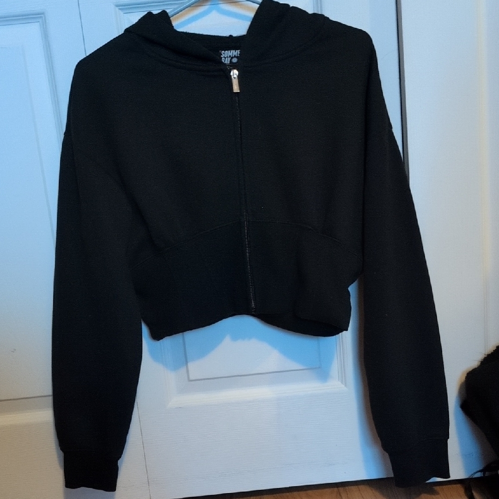 Black sport cropped hoodie